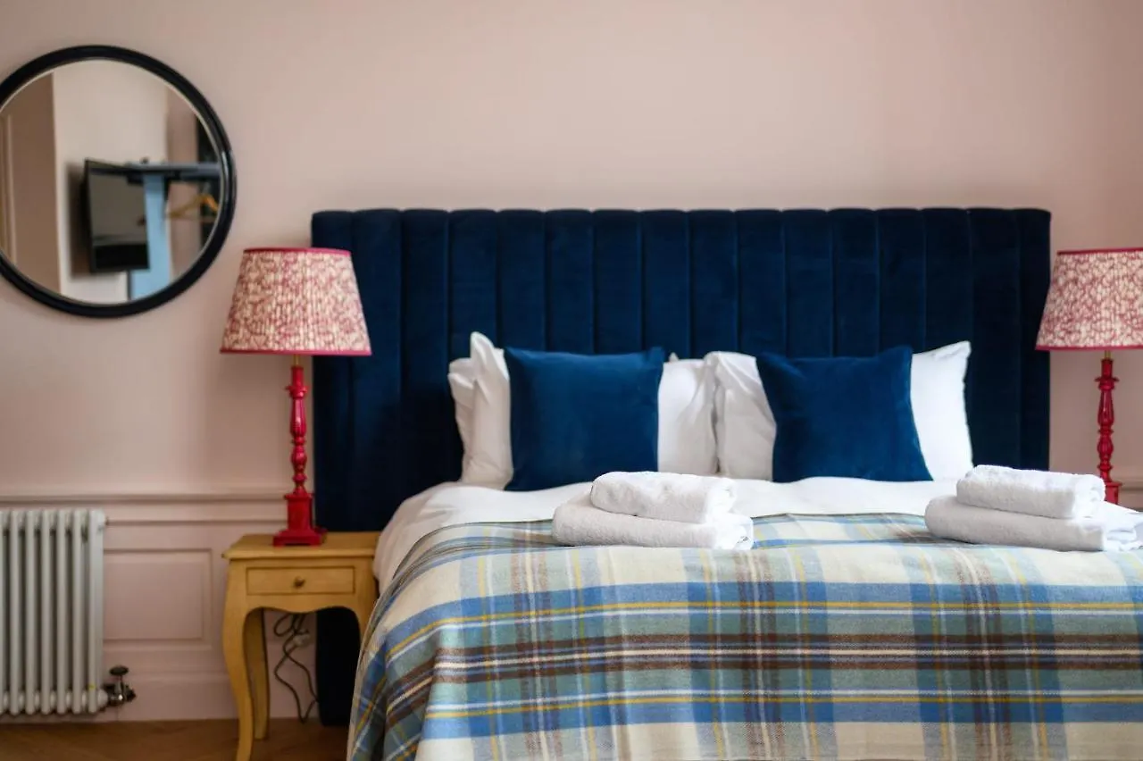 Holiday home Charming Large Family Suite With Kitchenette Edinburgh United Kingdom